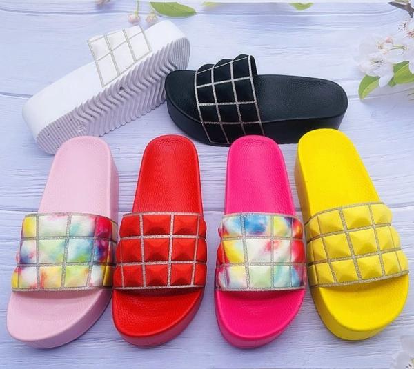 Buy cheap Lightweight Womens Outdoor Slippers Flexible Anti Slip from wholesalers