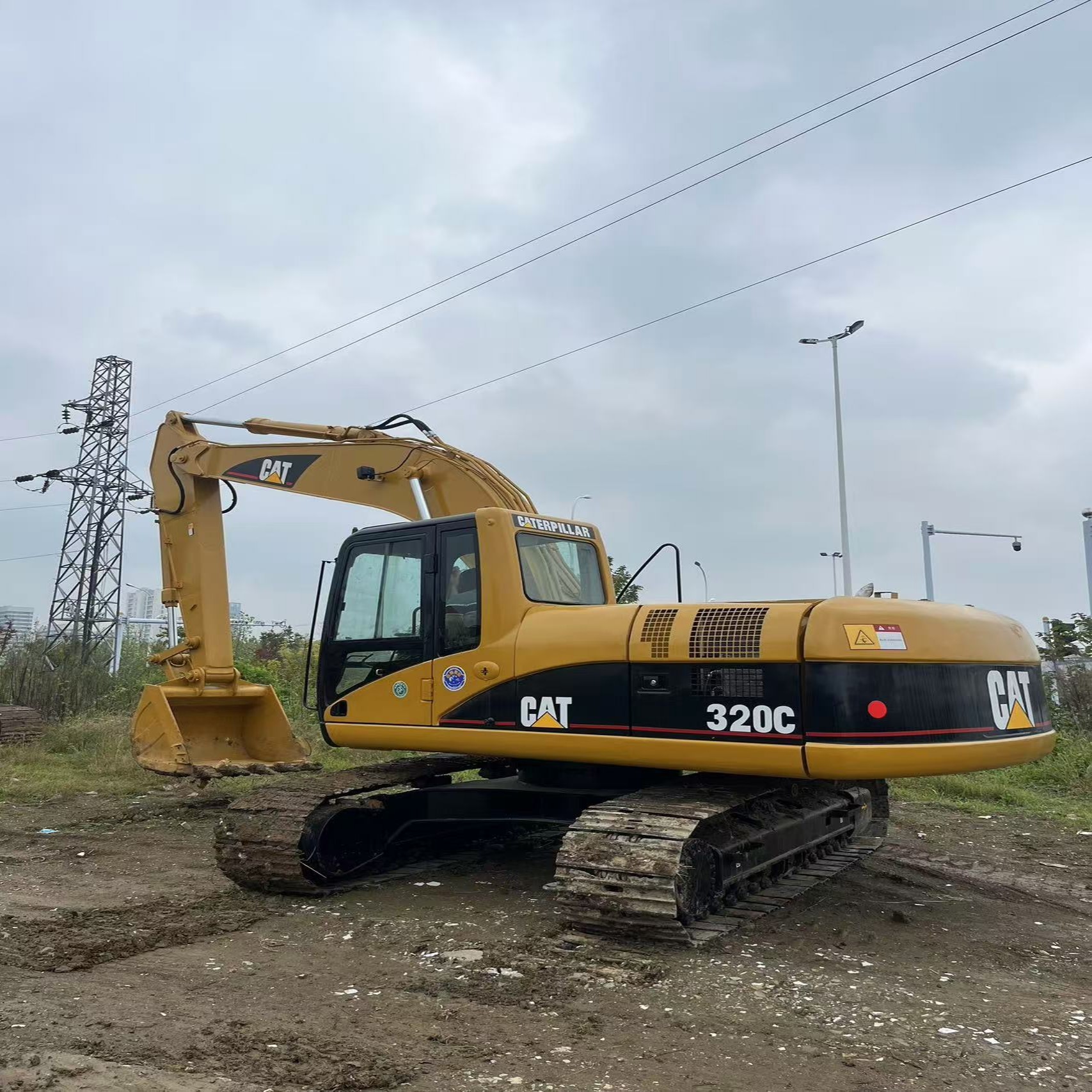 Used Caterpillar Excavator CAT 320C Secondhand 20ton Crawler Digger
