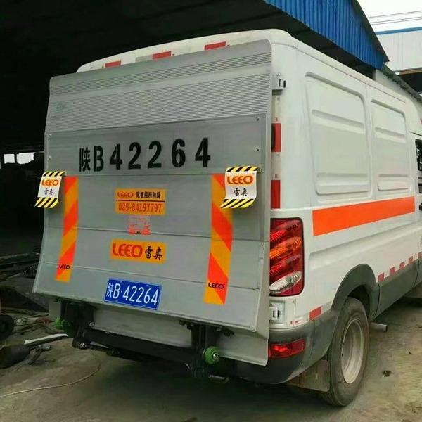 Buy cheap Cargo Hydraulic Liftgate Vehicle Car Tail Lift Hydraulic DC12V from wholesalers