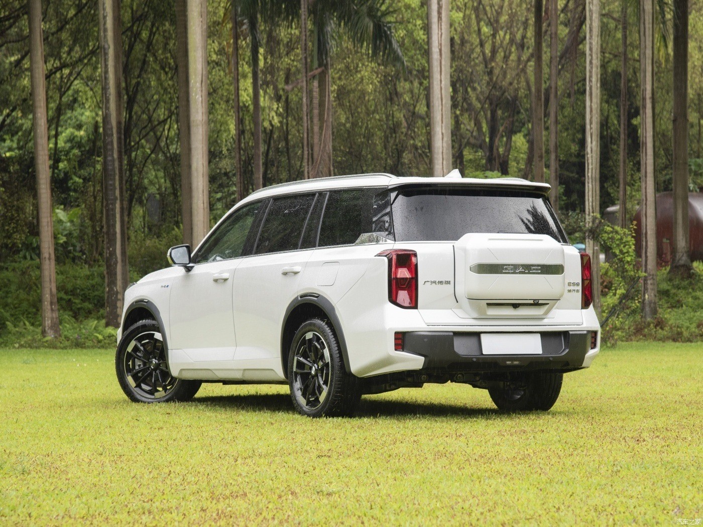Gac Trumpchi Es9 Trumpchi Gac M8 Es9 Aion Trumpchi Suv Automotive New Suv Phev Car Vehicle
