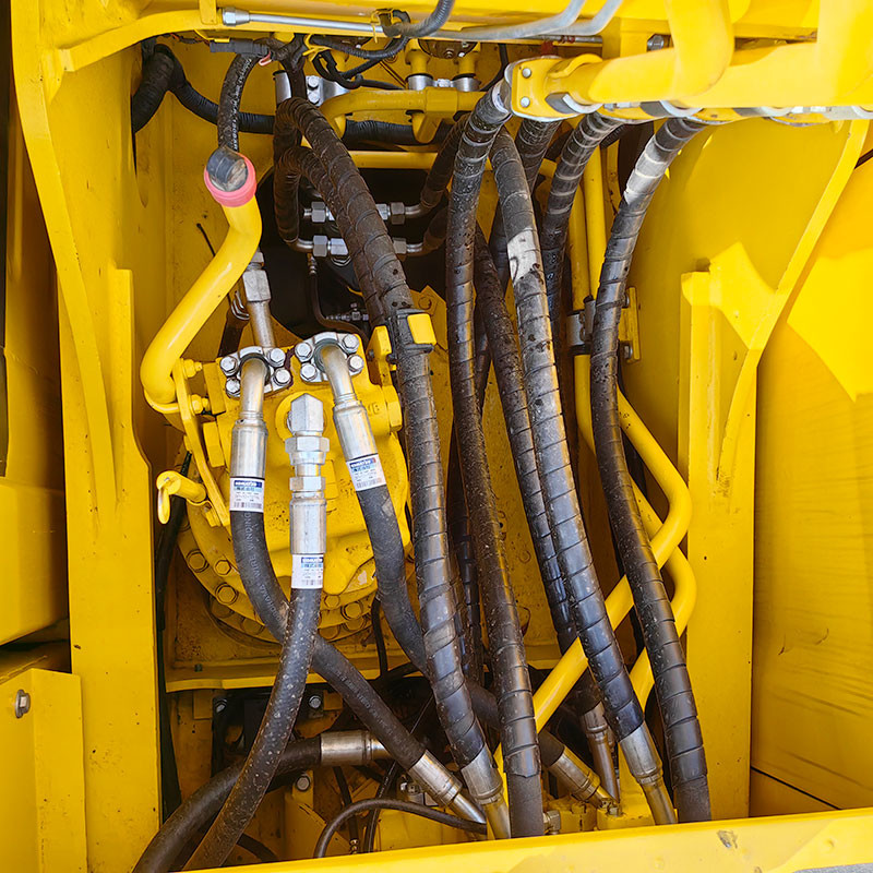 Short Working Hours Used Komatsu PC200-8 Hydraulic Excavator 1m3 Bucket Capacity