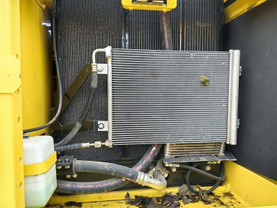 20 Ton Used Komatsu PC200-8 Excavator in Good Condition with Original Hydraulic Valve