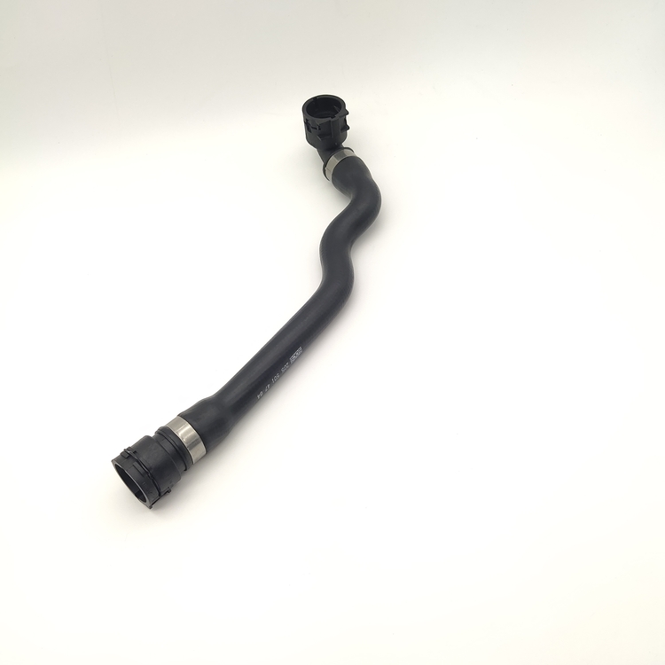 SQCS Automotive Parts for Replacing Your Car's Water Pipe on Mercedes-Benz W205