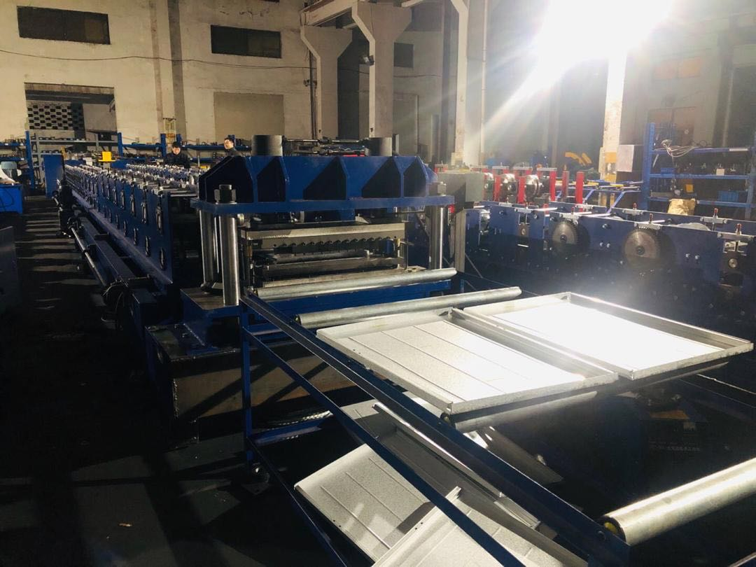 Upright Rack Shelf Panel Rolling Forming Machine 22kw