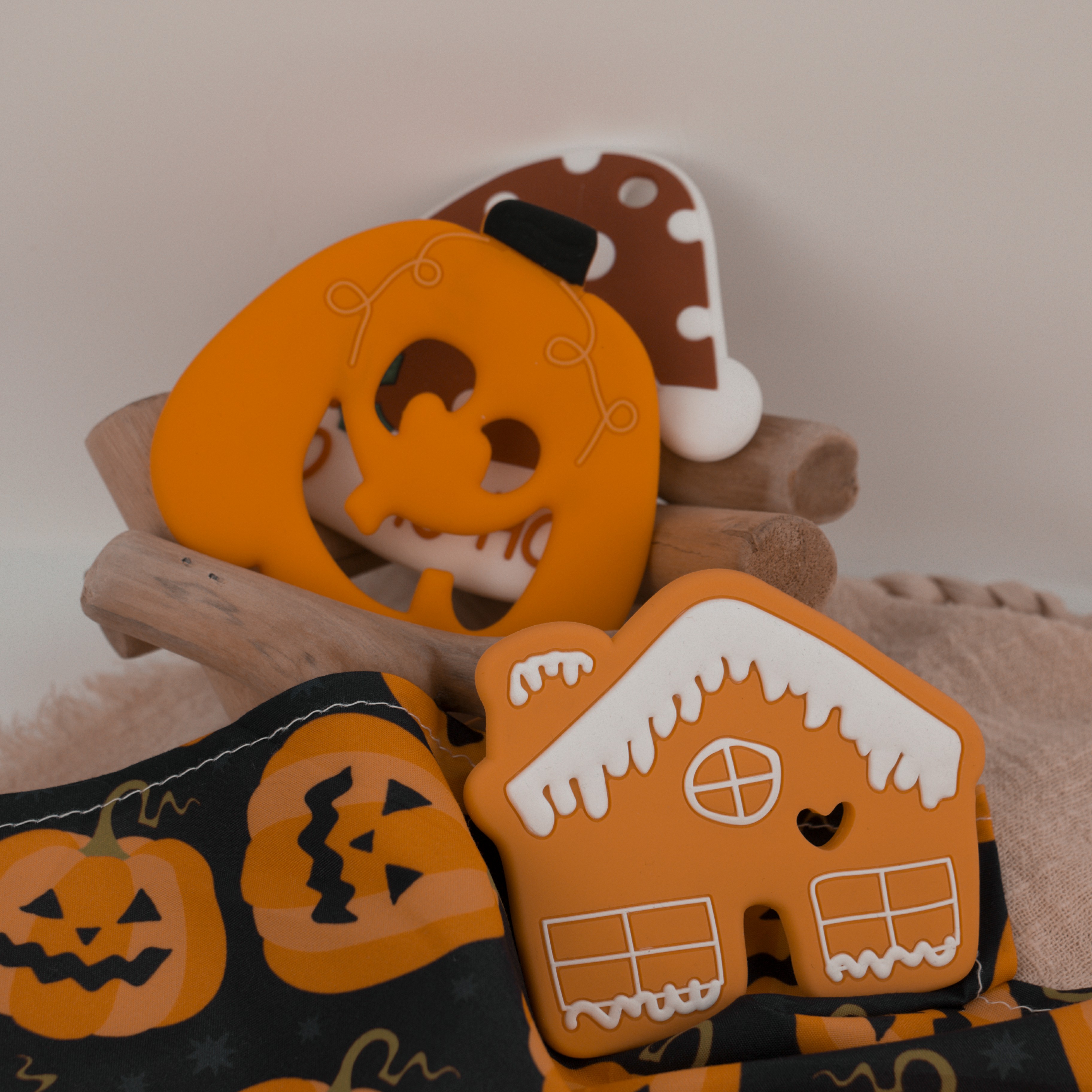 Custom Silicone Baby Teether With Halloween Ghost Gingerbread Man Shape