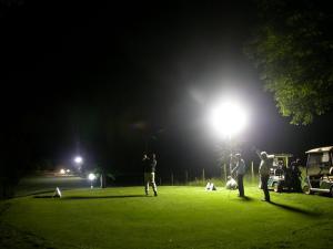 China Tungsten Halogen 2kw Moon Balloon Light 800w HMI 1200w Night Construction Sports Event Rescue Golf on sale