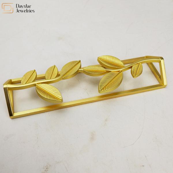 Buy cheap Table Leaf Napkin Rings , Metal Gold Napkin Rings For Wedding Party Dinner from wholesalers