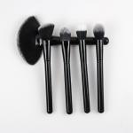 Luxury 5PCS Shiny Black Wooden Handle Private Label Foundation Fan Brush