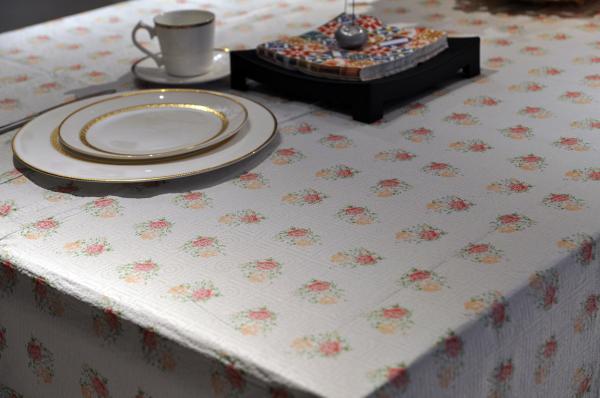 Buy cheap Activity 1ply Disposable Paper Tablecover Tablecloth For Parties from wholesalers