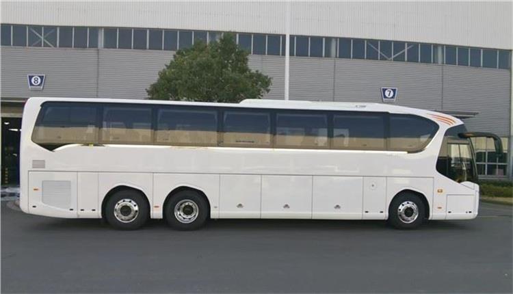 6 Gears Manual Diesel Engine Capacity 4-6L Luxury Coaches for City Transportation