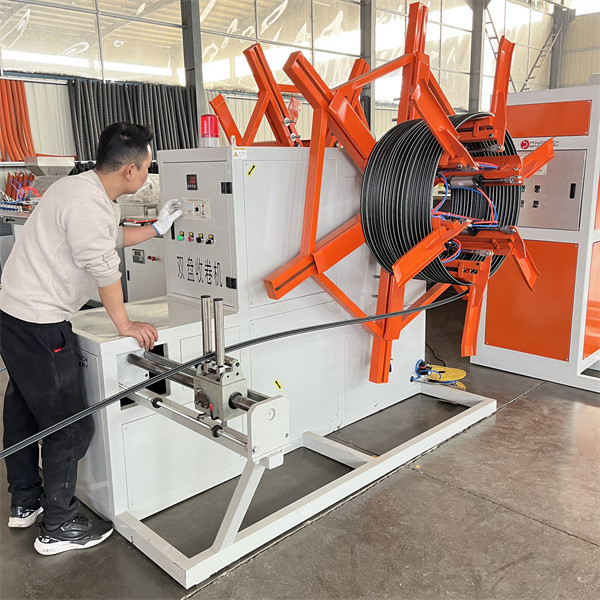 Durable Plastic Pipe Machine Output 500-1000kg/H