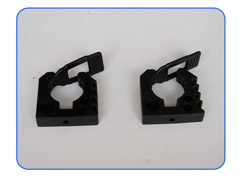 Universal Quick Rubber Clamps for Your Shovel Axe Fire Extinguisher and Recovery Gear