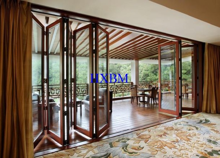 Tempered Clear Glass Aluminum Folding Doors Flush Appearance Anti Aging