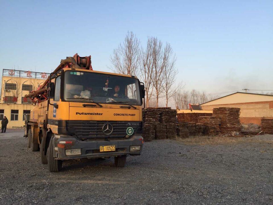 Construction Machine for Ready Mix 42 Meter Concrete Pump