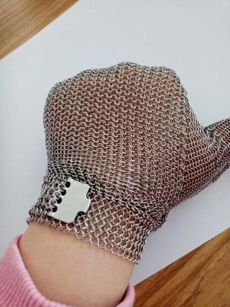 Buy cheap Stainless steel CUT RESISTANT GLOVES ring mesh chain mail mesh auti-cutting safety gloves S M L XL XXL from wholesalers