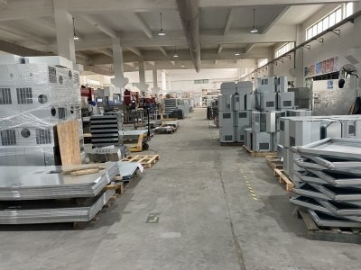 Data Room Indoor 42U Server Rack Cabinet Energy Saving