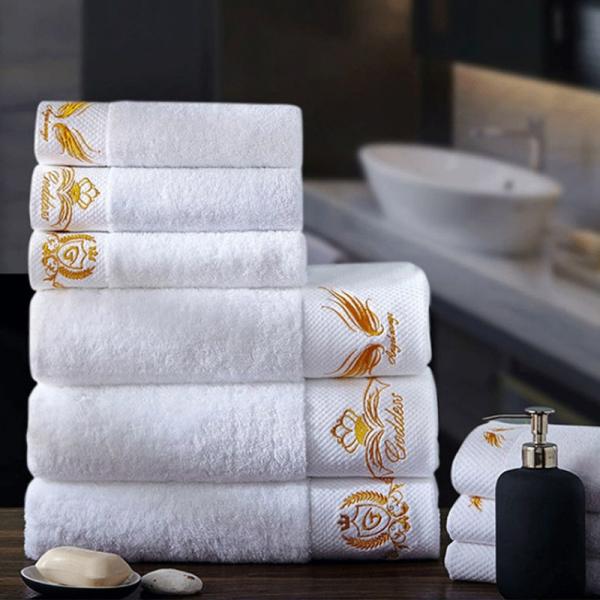 Buy cheap Easy to Maintain Hotel Towel Set Customizable Luxury Towel Set 100 % Cotton from wholesalers