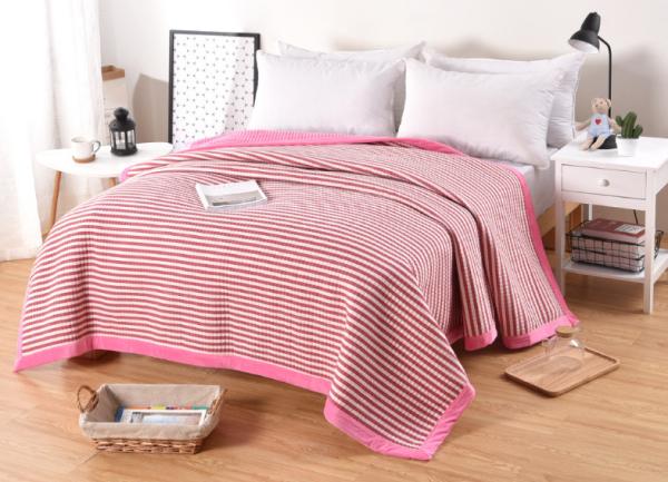 Buy cheap 100% Polyester flannel nlanket Customized Soft Quilt Blanket For Bed Decoration from wholesalers