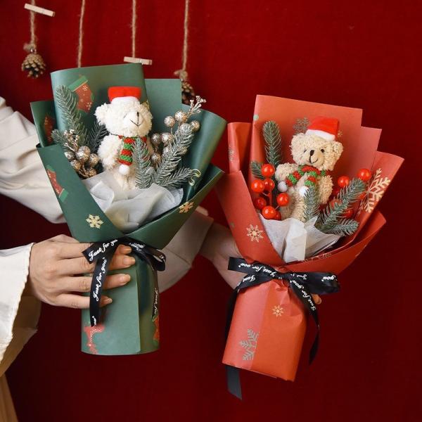 Buy cheap Christmas Flower Bouquets Handmade Knitted Artificial Flowers Christmas Bear Doll Flower Bouquets Christmas Eve Gifts Santa Claus Flower Bouquets from wholesalers