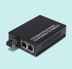 20KM SC Single Mode Fiber Optic Media Converter 4 Port Simplex Duplex Type
