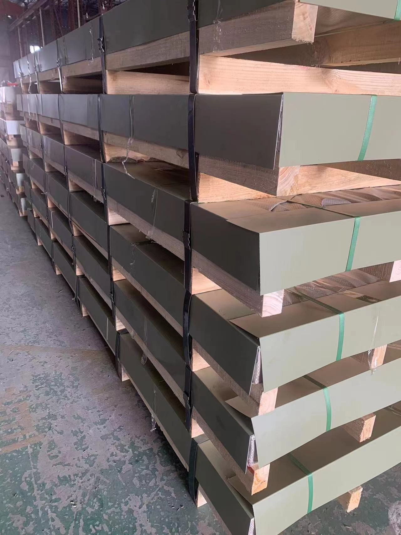 Color-Coated Aluminum Sheet with AA3003 Alloy Temper H18 for Building Material