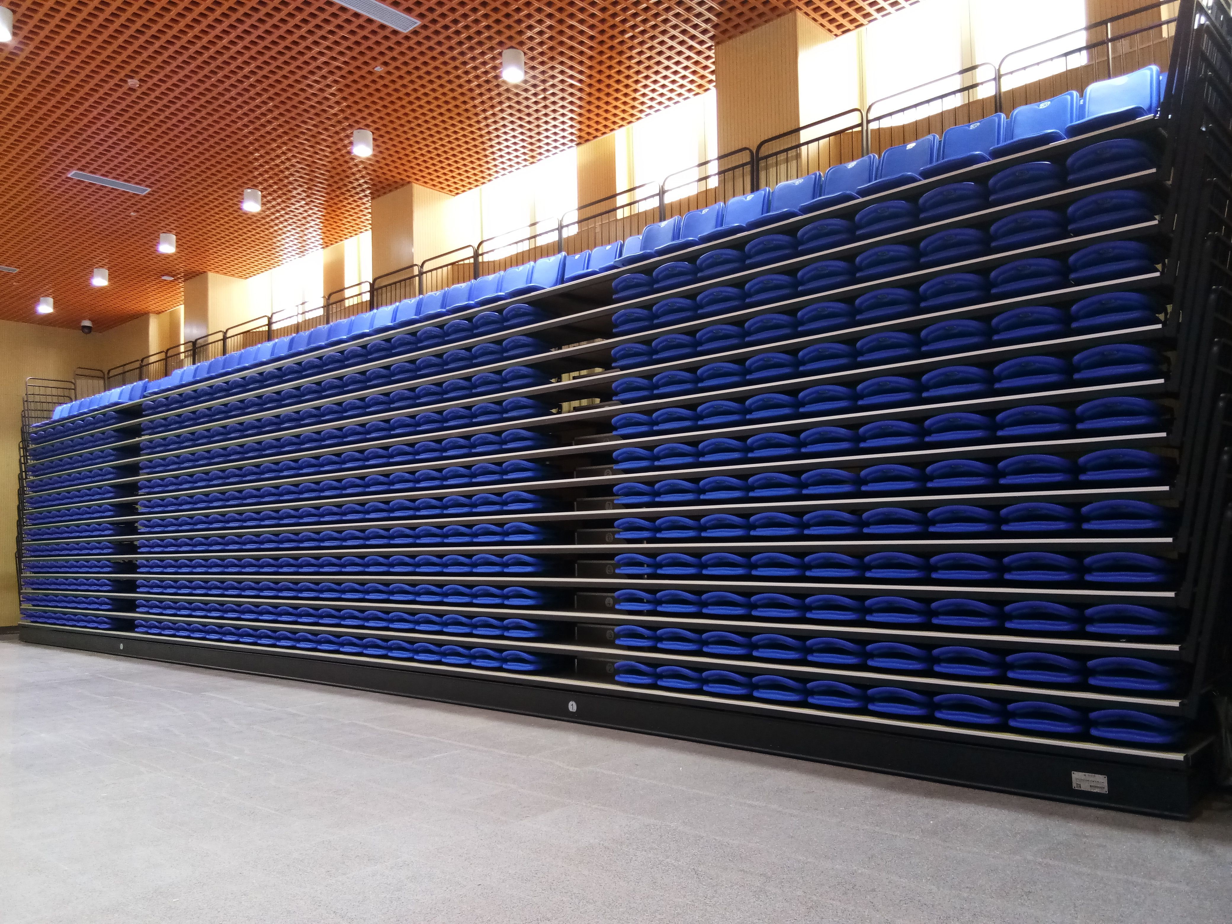 Indoor Convenient Retractable Bleacher Seating Easy Installation 5 Years