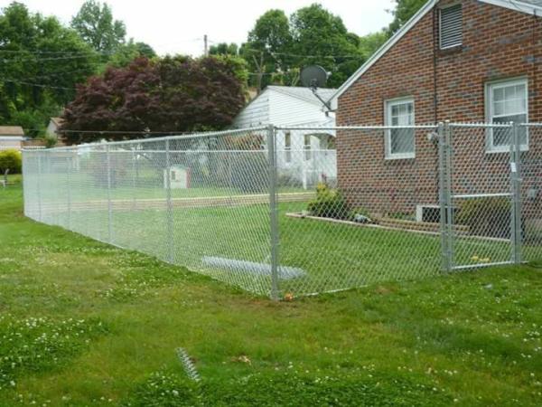 Buy cheap Hot Dipped Galvanized Black Chain Link Fence Cost,1.83mx15mx65x65mm,33.5kg from wholesalers
