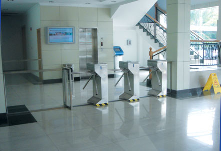 New design full-automatic SUS304 red arm tripod turnstile with face recognition temperature detection for access control