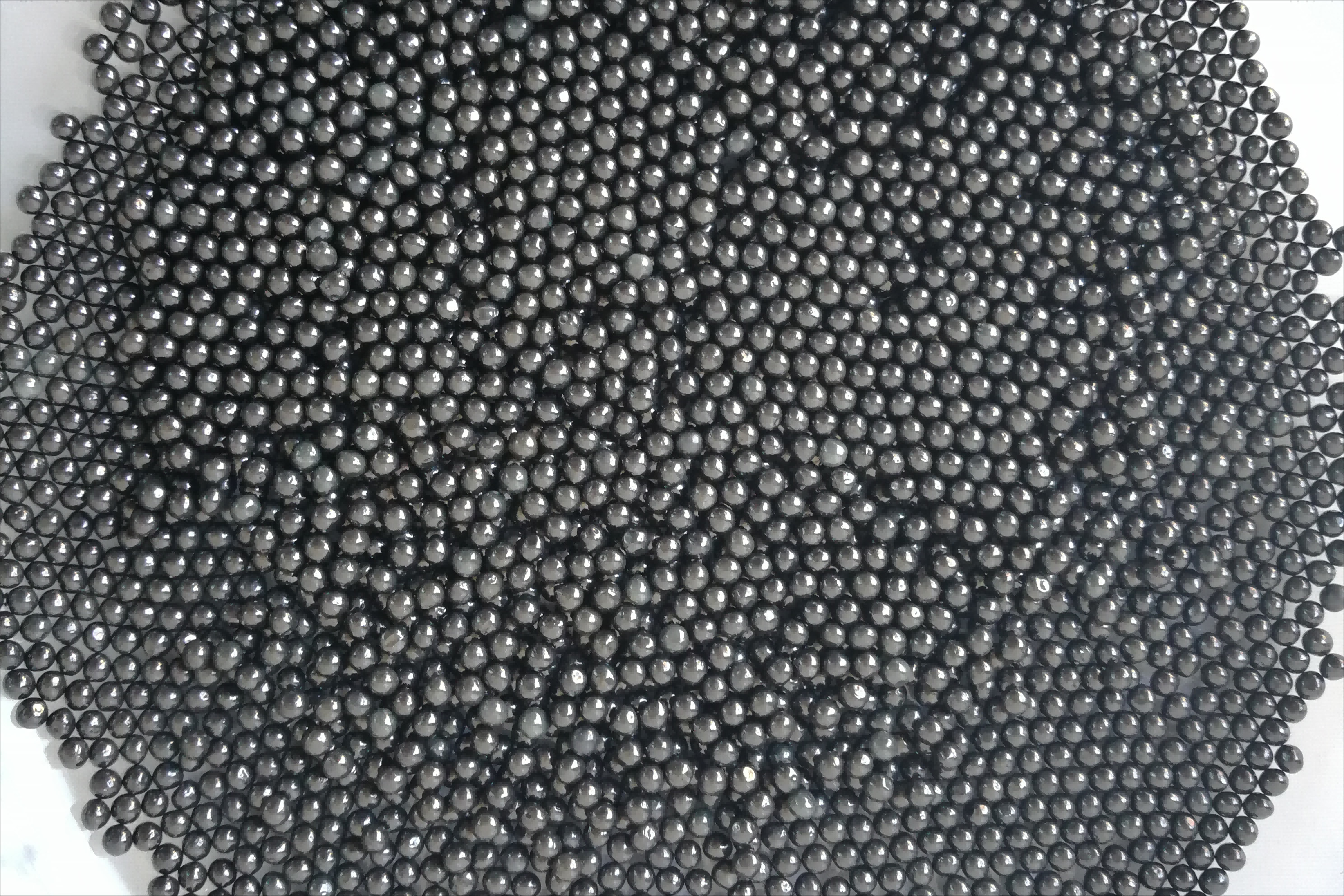High Hardness Ceramic Grinding Media High Strength Good Corrosion Resistance