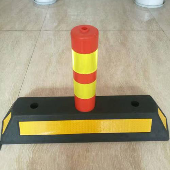 Rubber Reflective Road Cones High Visible Traffic Management Cones
