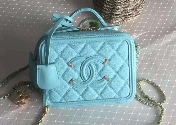 Buy cheap Caviar Skin Womens Luxury Handbag , 17cm Cowhide Shoulder Bag from wholesalers