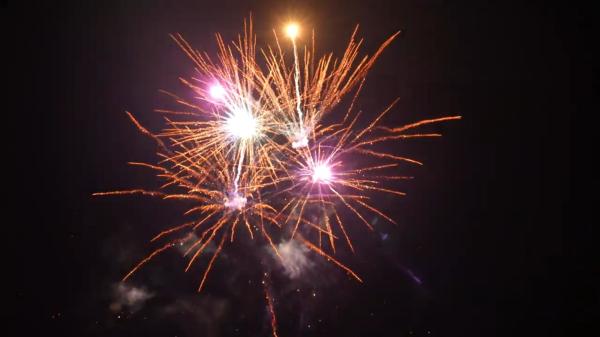 Buy cheap Pyrotechnic 21 Shots Good Effects Outdoor Cake Fireworks For Celebration from wholesalers