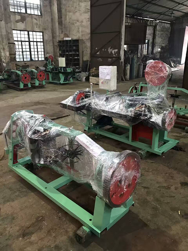 China Manufacturer Single Strand Barbed Wire Mesh Making Machine
