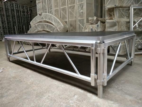 4*8 Feet Assembly Outdoor Used Portable Anti slip Aluminum and Wooden Wedding