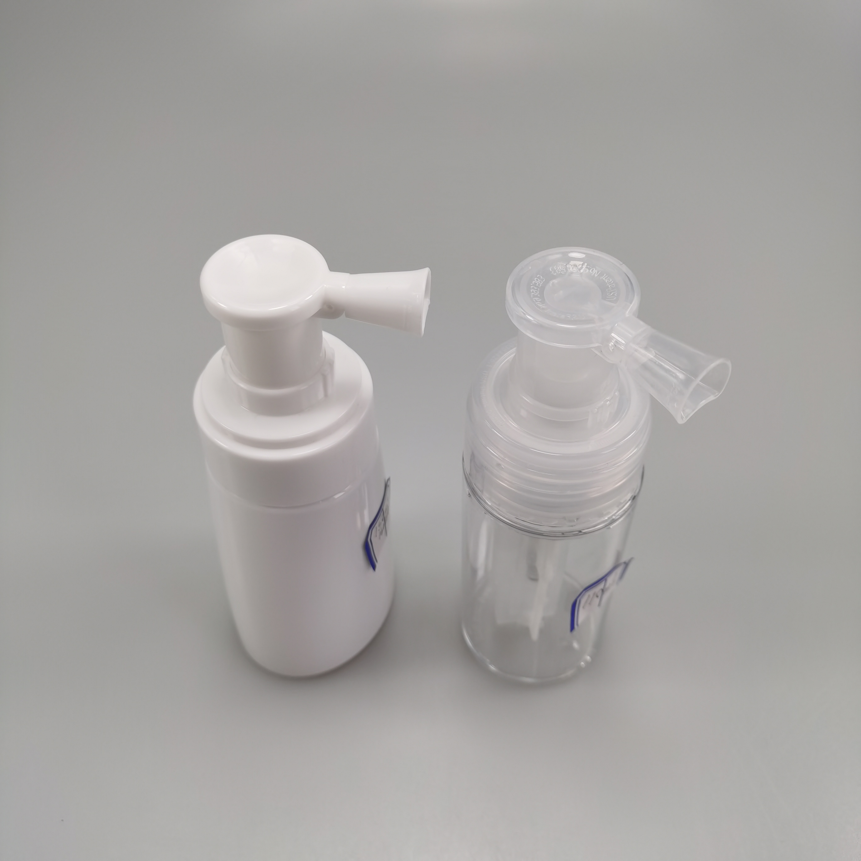 Collar Material PET 110ml Folding Nozzle Talcum Powder Spray Bottle for Baby Coating Color