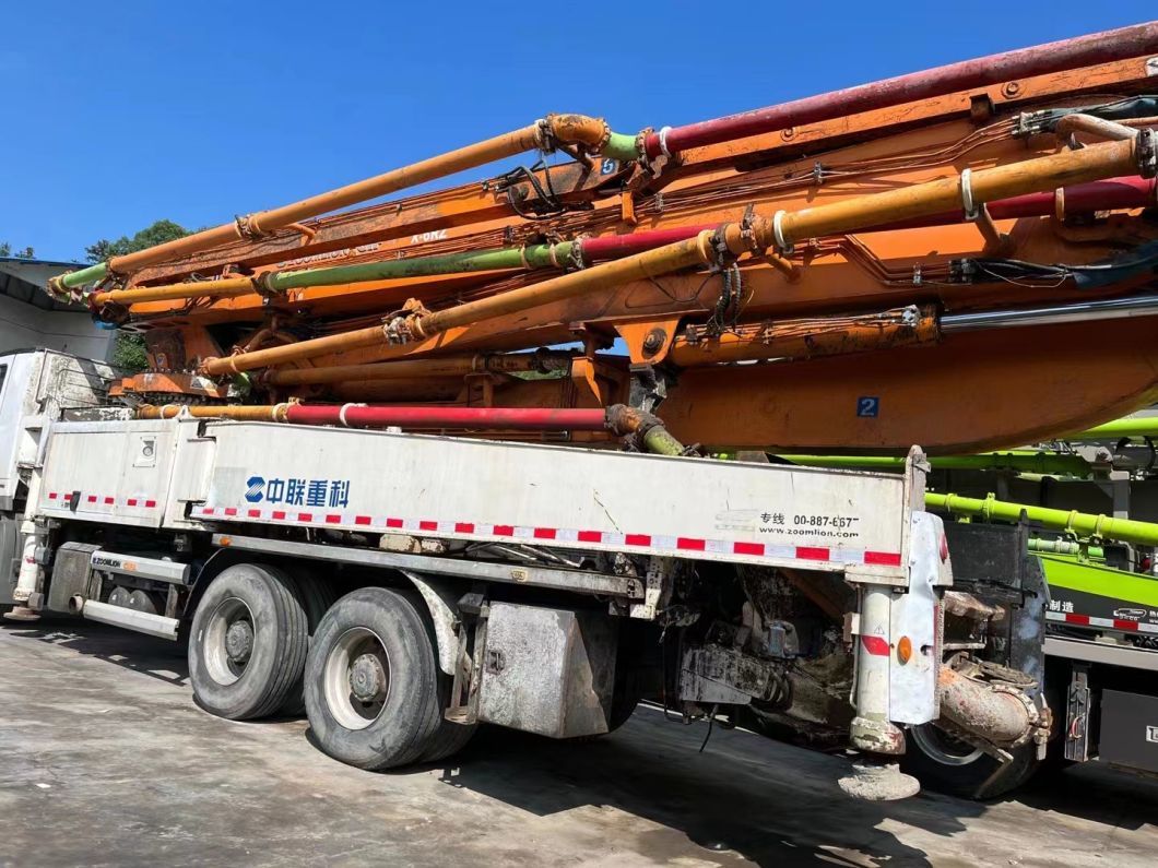 2014 Zoomlion 49m Used Concrete Pump Truck Concrete Mixer Machine Truck Mounted Pump