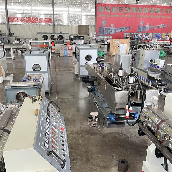 Auto Feeding Plastic Corrugated Pipe Machine / Flexible Corrugated Pipe Production Line