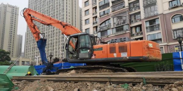 Buy cheap 300 Sheet Vibratory Hammer Pile Driver 3200rpm Frequency from wholesalers