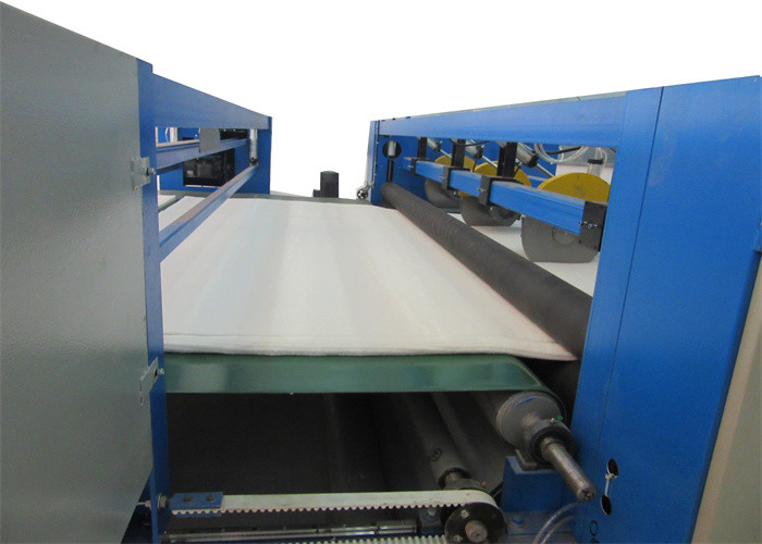 ISO9001 Non Woven Fabric Winding Machine With Cutting