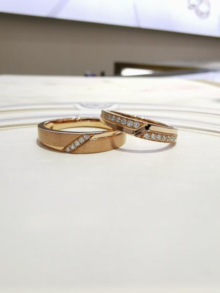 Buy cheap Soft Blush Classic Elegant 8g Customised Couple Rings from wholesalers