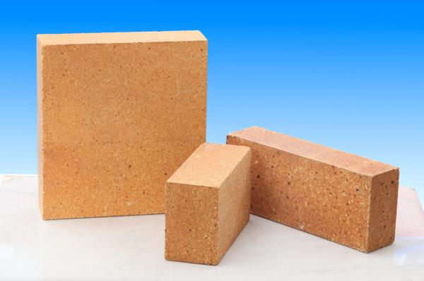 Buy cheap Low Water Absorption Fire Clay Bricks For Furnace Low Thermal Expansion from wholesalers