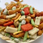 Best Seller Mixed Beans Nut Snacks with Rice Crackers Peanuts Coated Green Peas