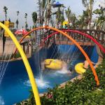 Environmental Friendly Extreme Lazy River Equipment For Amusement Park