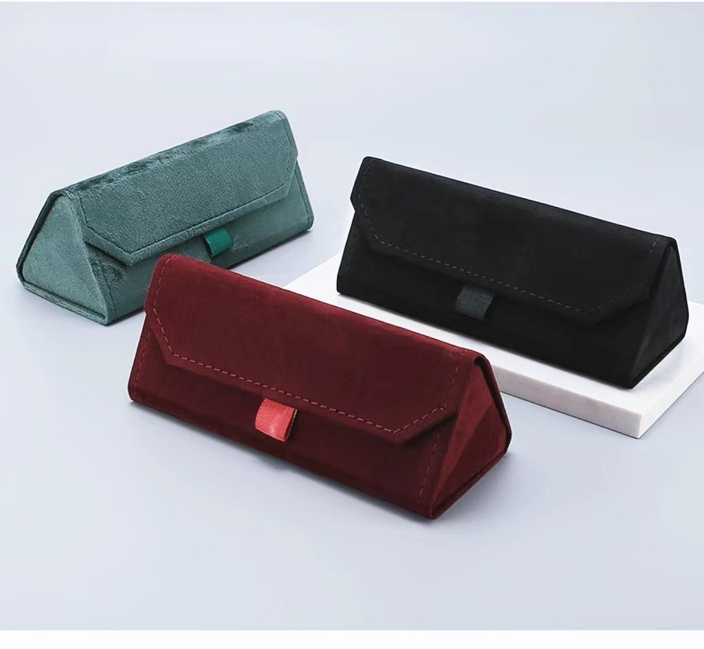 2024 hot foldbale sunglasses carring case with velvet material