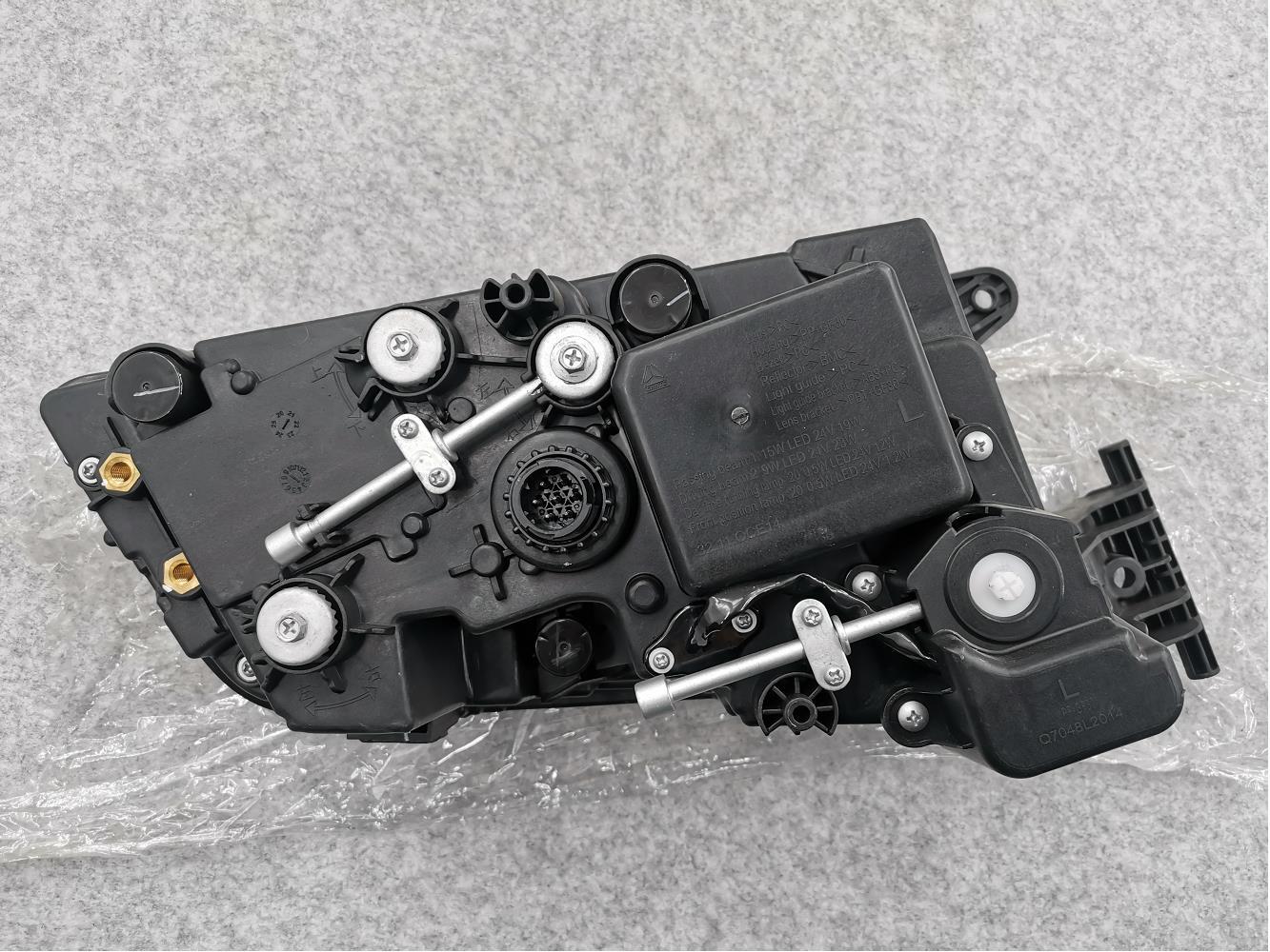 812W25101-6021 LED Headlamp Assembly Left Non Metallic Bumper LED Combination Lamp