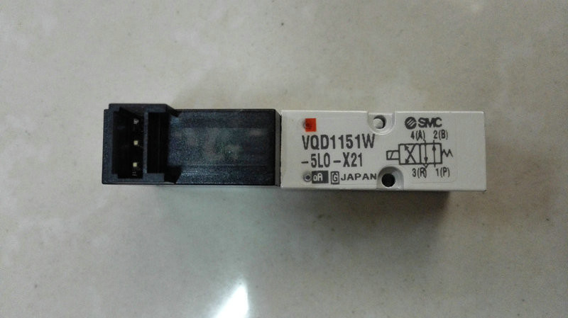 I-PULSE M1 SMT Solenoid Valve SMC VQD1151W-5LO-X21 Solenoid Valve