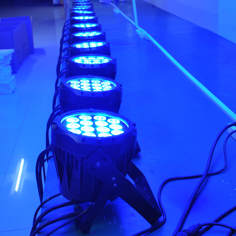 14*3W 3in1 Showtec Spectral M800 IP67 RGB Tri Outdoor LED Par 64