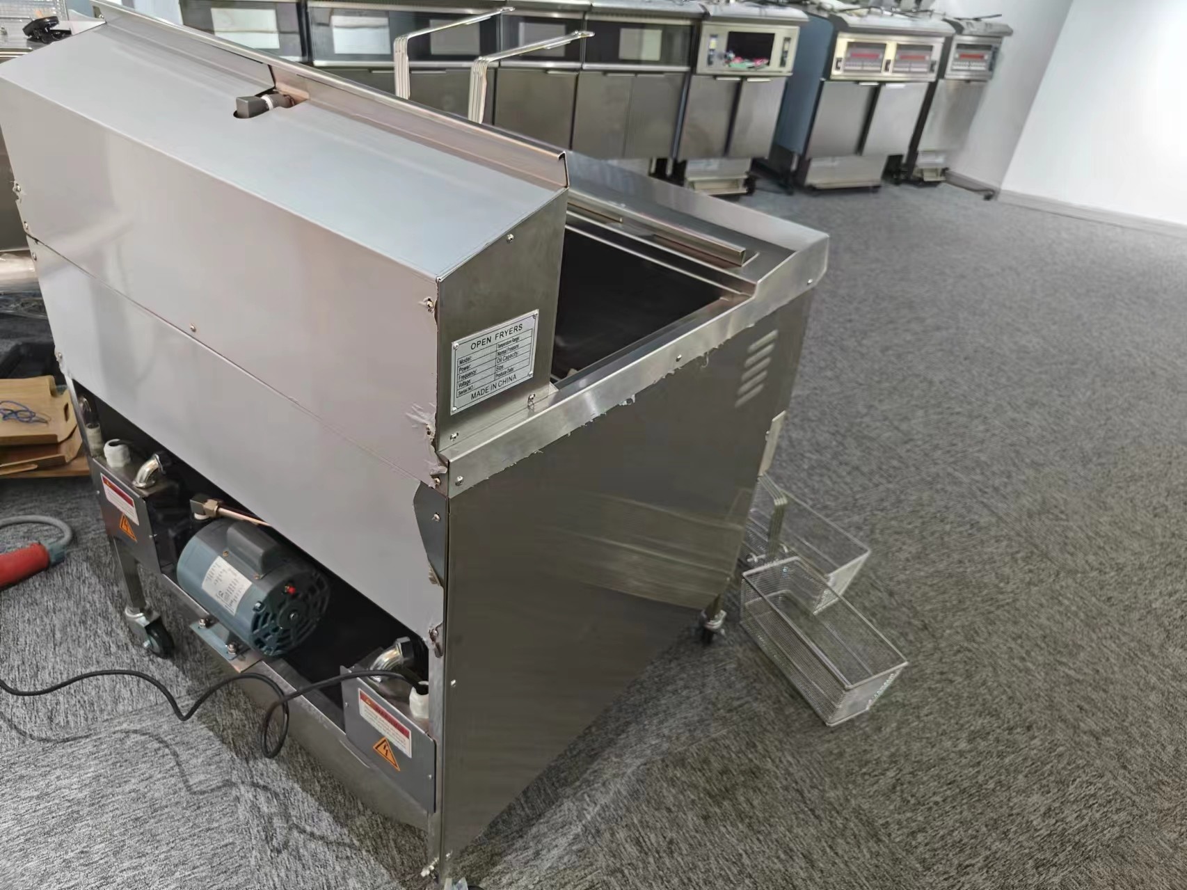 Two Pots Four Baskets Electric Digital Computer Panel Open Deep Fryer With Oil Filtration