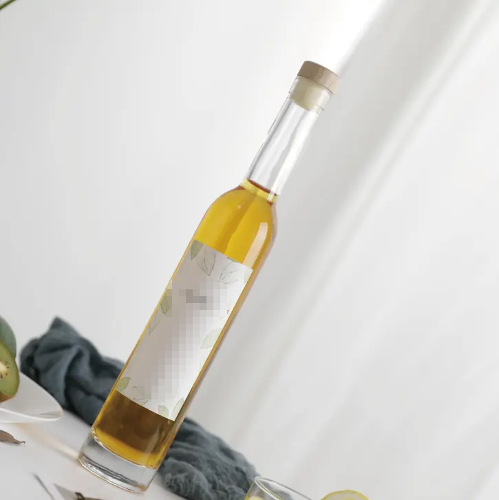 500ml 700ml 750ml Cork Whisky White Liquor Water Sauce Fruit Embossed Vodka Bottle