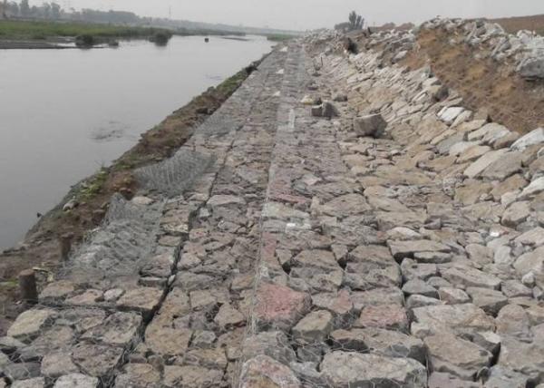 Buy cheap Galvanized >270g 3.05mm River Bank Gabion Mesh from wholesalers